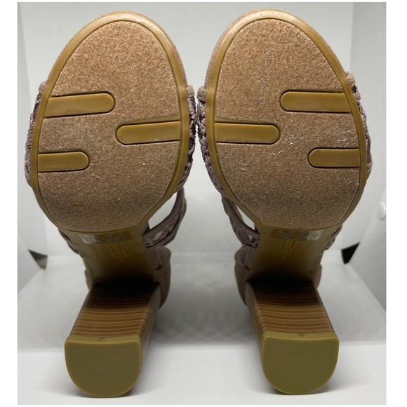 FERGALICIOUS Maddox Dusty Lace Block Heels Sandals - Picture 9 of 10